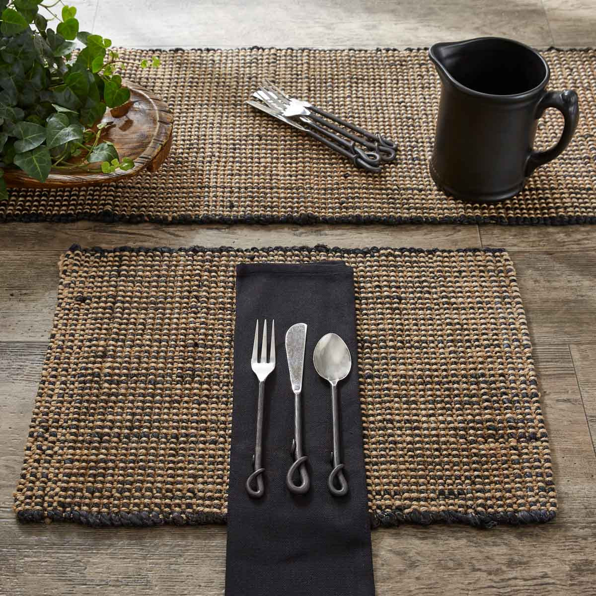 Jute Boucle Placemat - Black Set Of 6 Park Designs