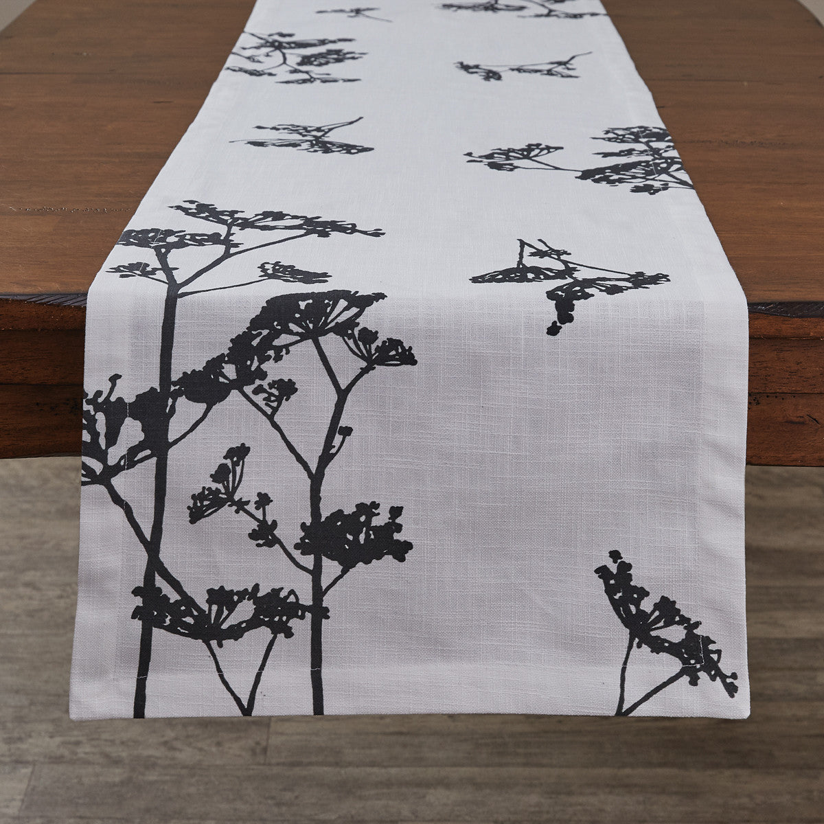Queens Anne'S Lace Printed Table Runner - 72"L Park Designs