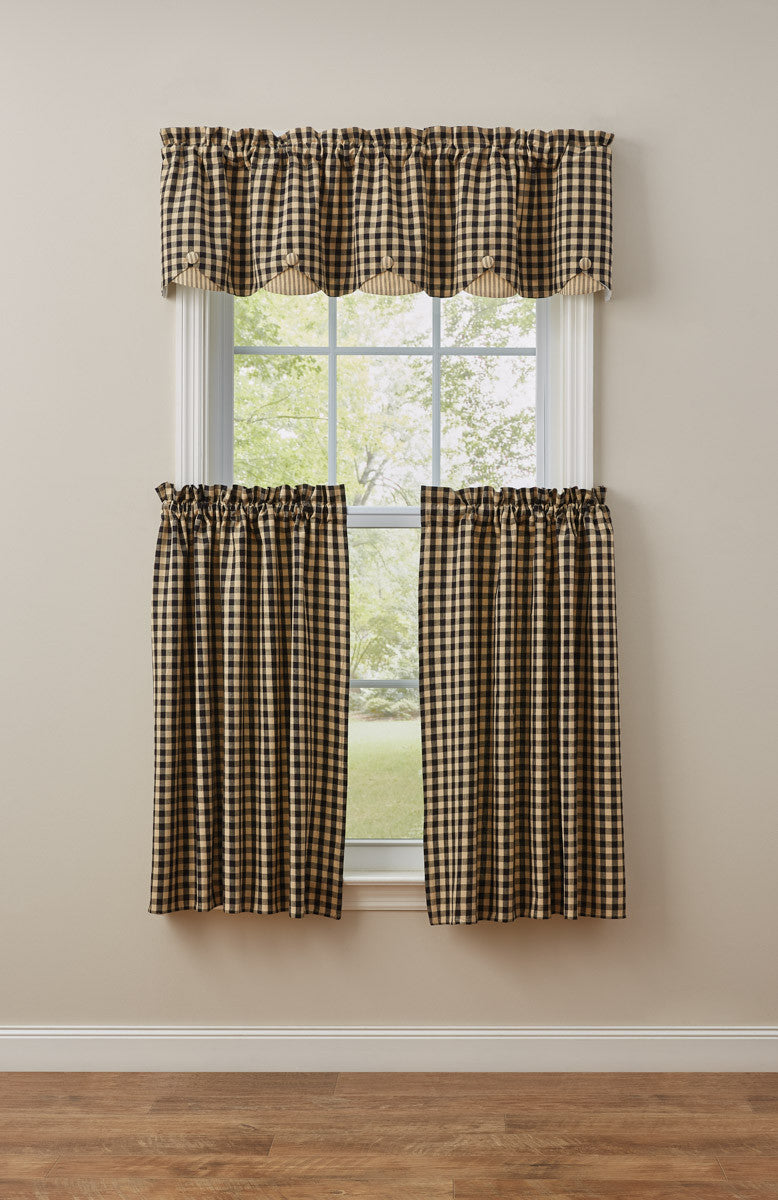 Berry Gingham Valance - Scalloped Park Designs