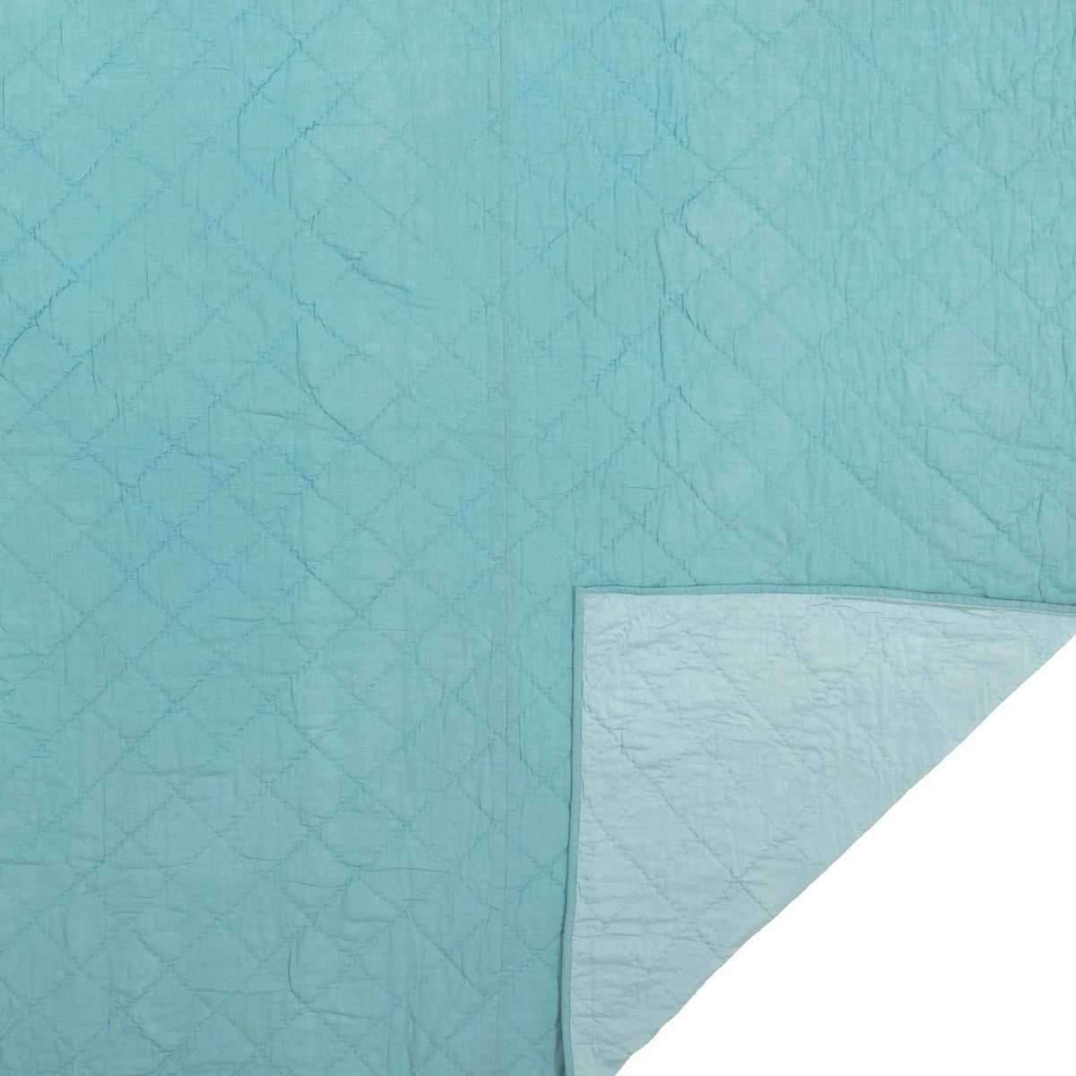 Pueblo Turquoise Queen Quilt 90Wx90L VHC Brands full