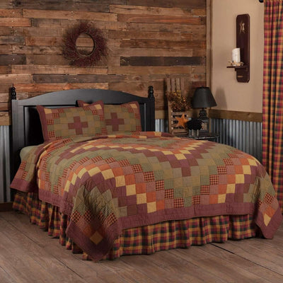 Heritage Farms Twin Quilt Set; 1-Quilt 68Wx86L w/1 Sham 21x27 VHC Brands