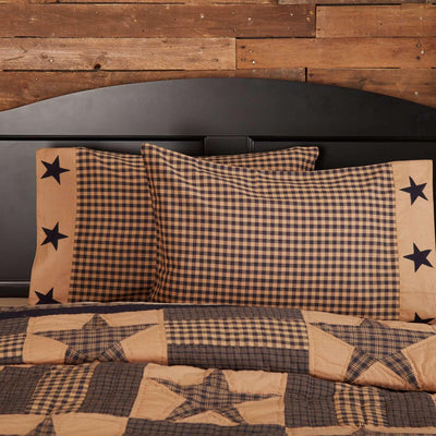 Teton Star Standard Pillow Case Applique Star Border Set of 2 21x30 VHC Brands