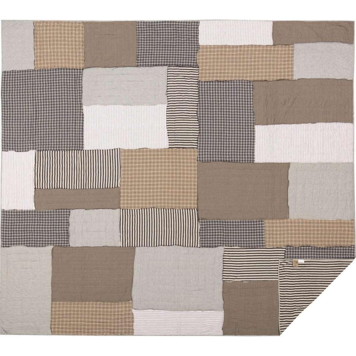 Ashmont Luxury King Quilt 120Wx105L VHC Brands full