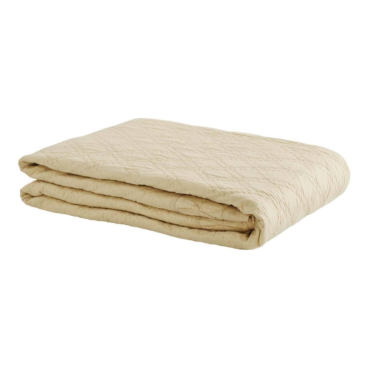 Adelia Creme Queen Quilt 90Wx90L VHC Brands folded