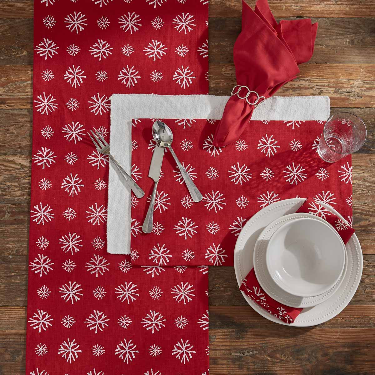 Snowflake Table Runners 15x72  Park Designs