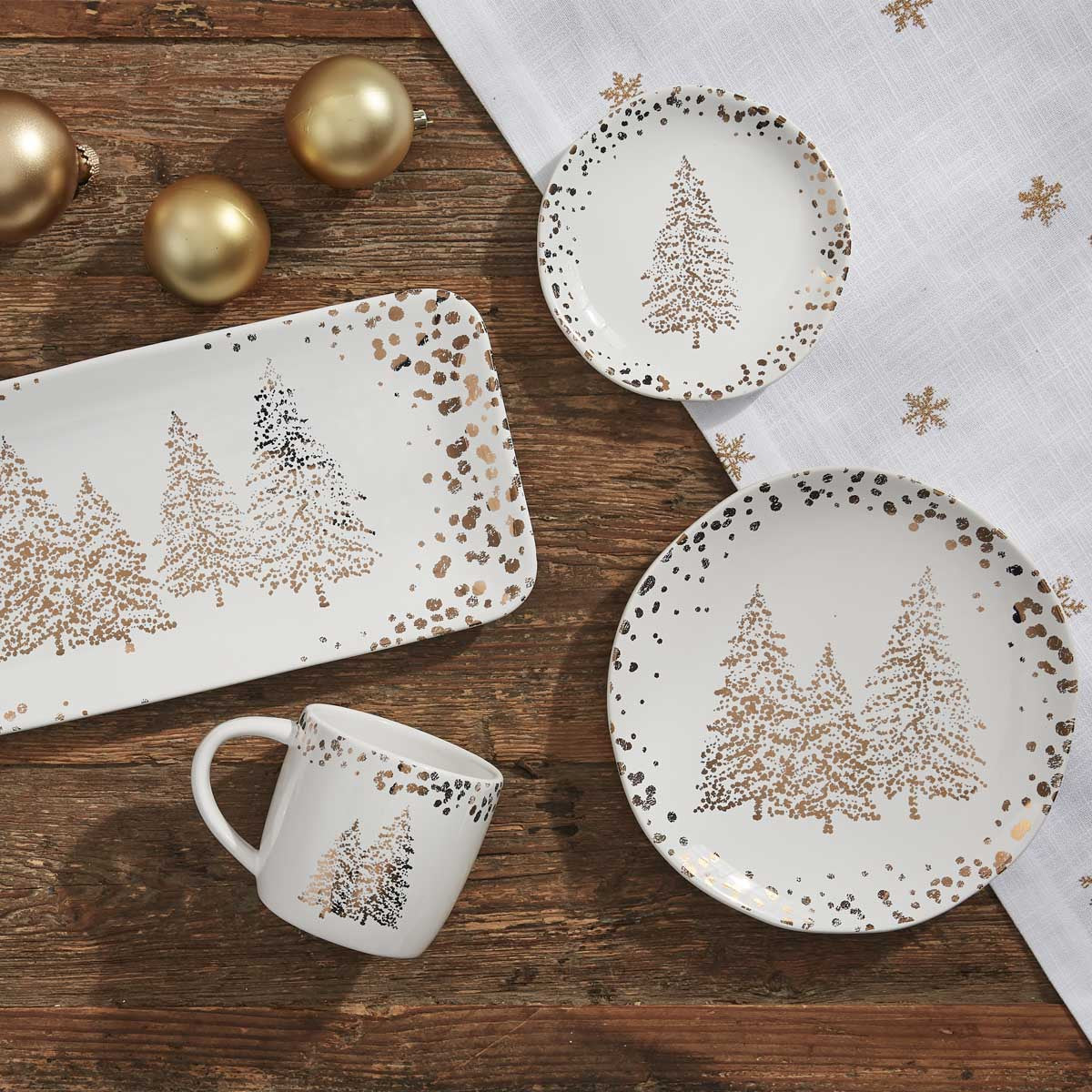 Golden Christmas Salad Plate - Set of 2 Park Designs