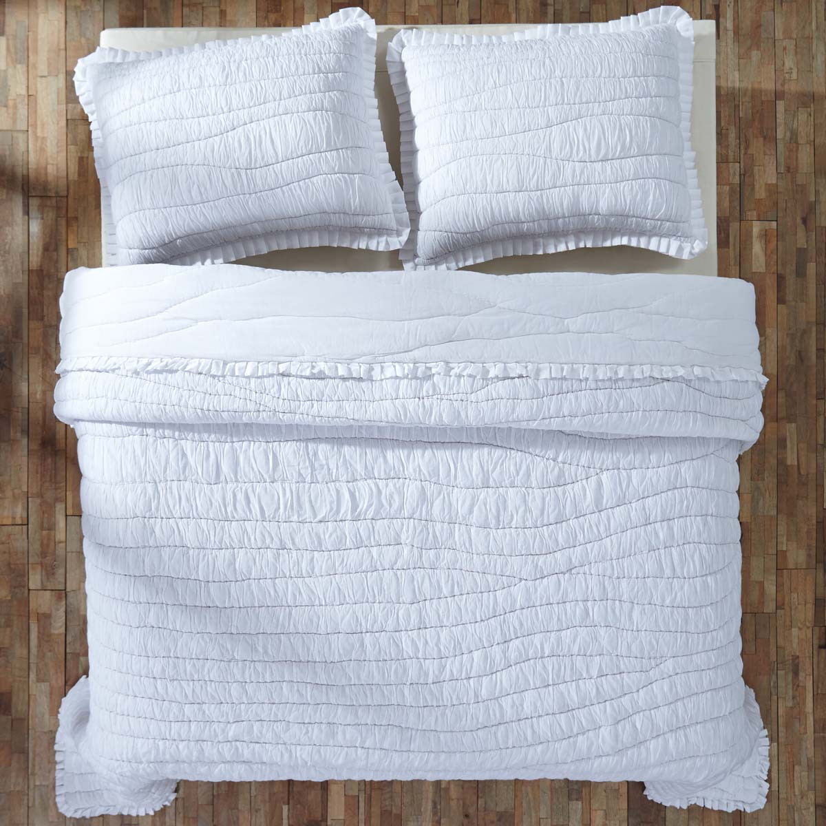 Aurora Twin Quilt 68Wx86L VHC Brands