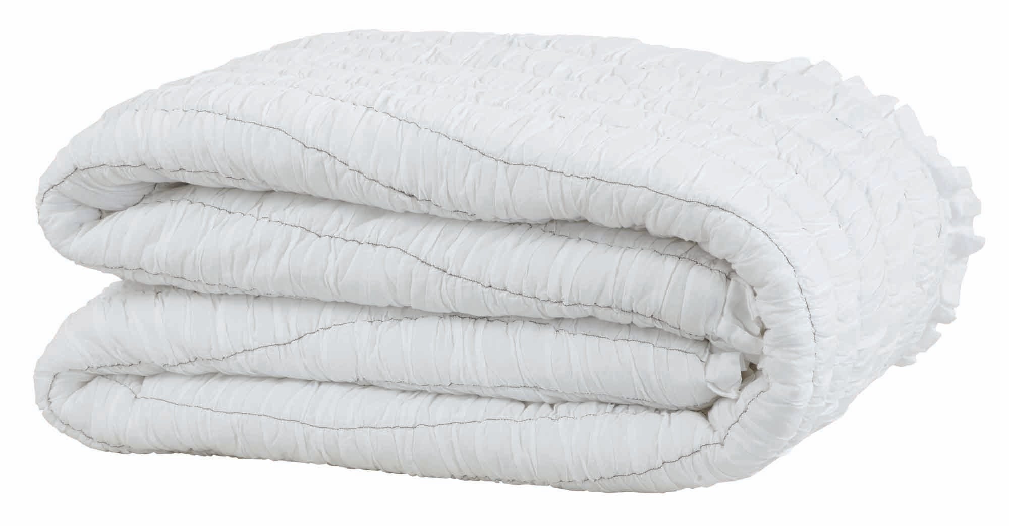 Aurora Twin Quilt 68Wx86L VHC Brands