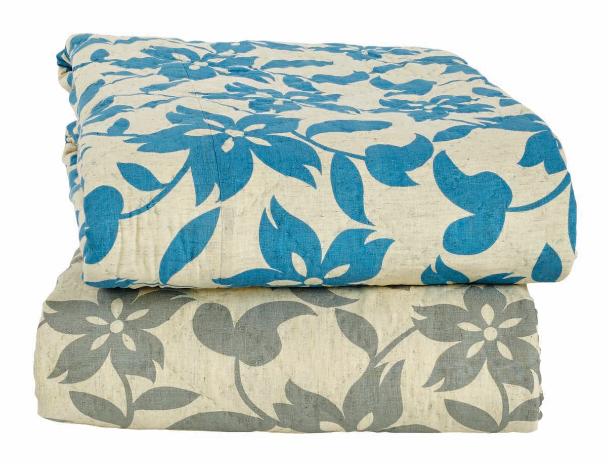 Briar Azure King Quilt 105Wx95L VHC Brands