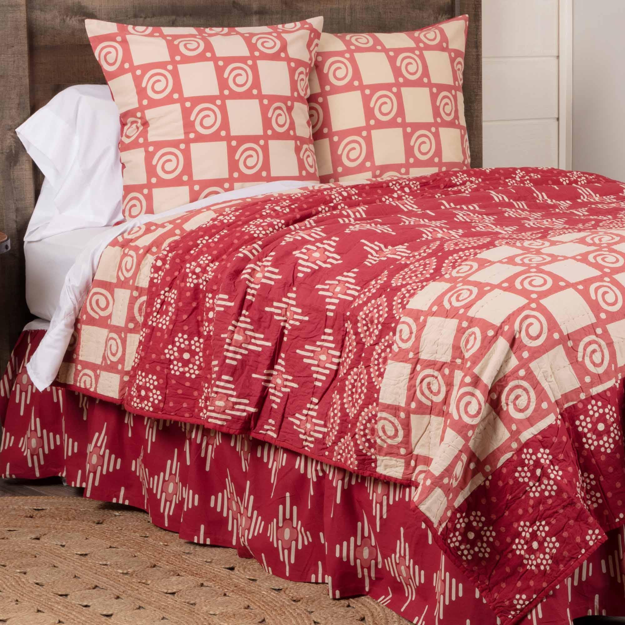 Paloma Crimson Queen Quilt 90Wx90L VHC Brands - The Fox Decor