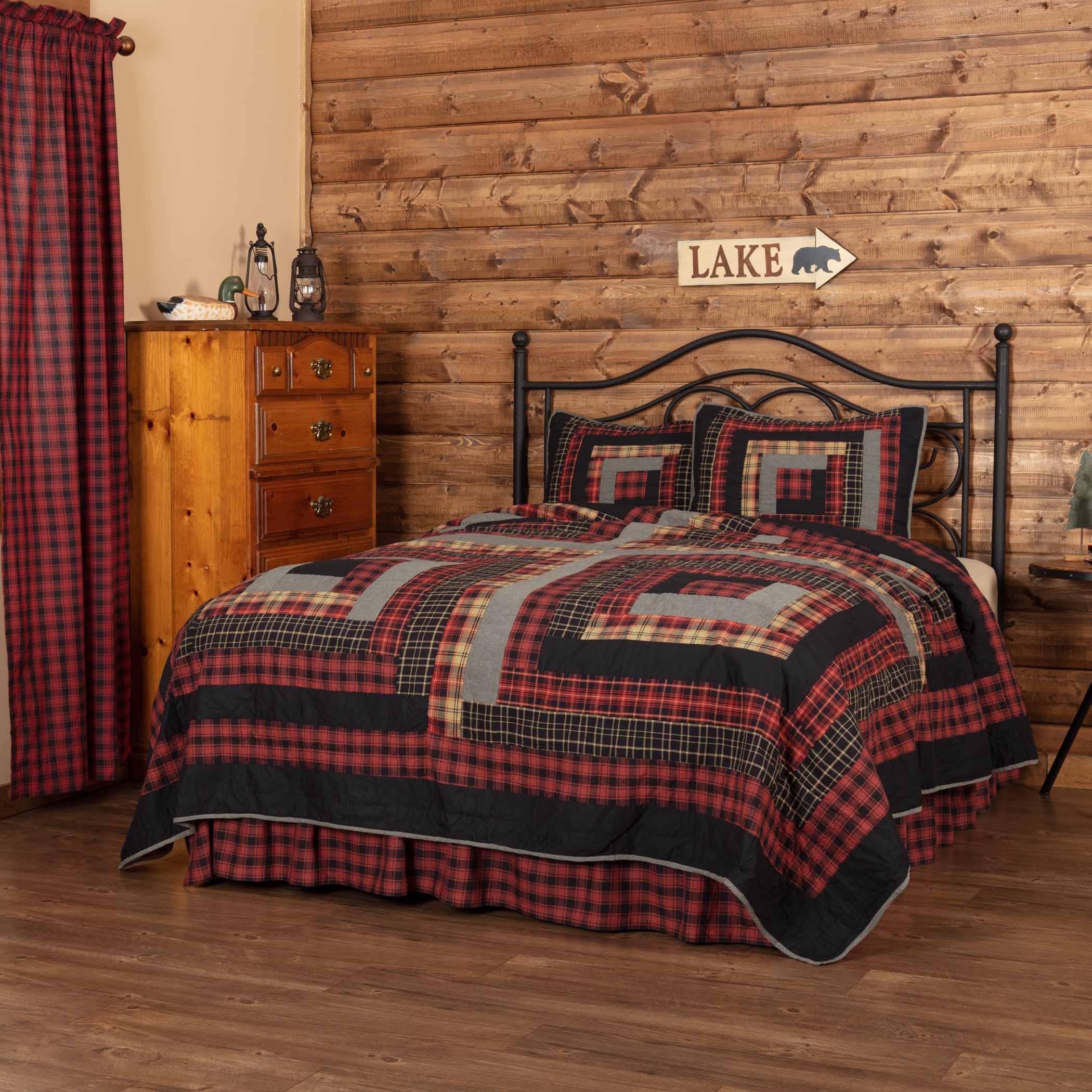 Cumberland King Quilt 105Wx95L VHC Brands