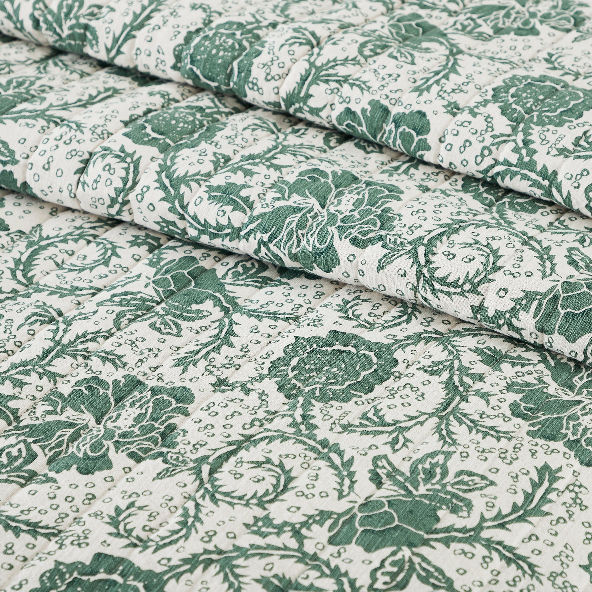 Dorset Green Floral Luxury King Quilt 120WX105L VHC Brands