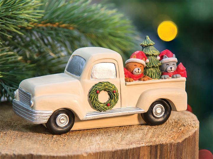 Resin Christmas Truck With Cats - The Fox Decor