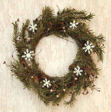 Pine & Snowflakes Wreath - 15