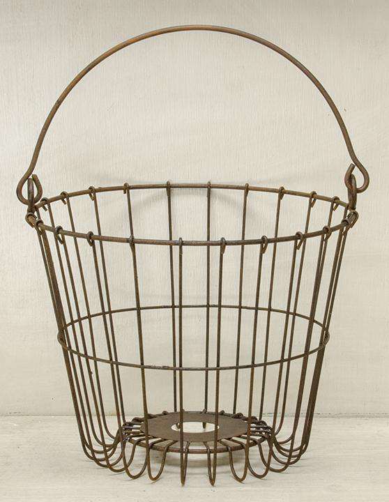 Rusty Egg Basket, 7.5" Wire Baskets CWI+ 